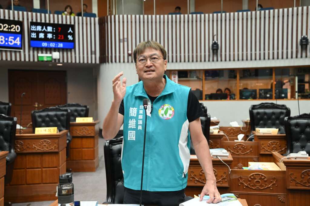∆議員簡維國表示,台東近年透過大型活動成功提升城市能見度,但相關配套、人才培育及交通管理仍有改善空間。(圖/台東縣議會提供)