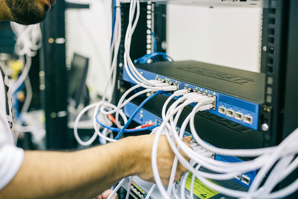 2 3 Data Center 供電 圖 Pexels