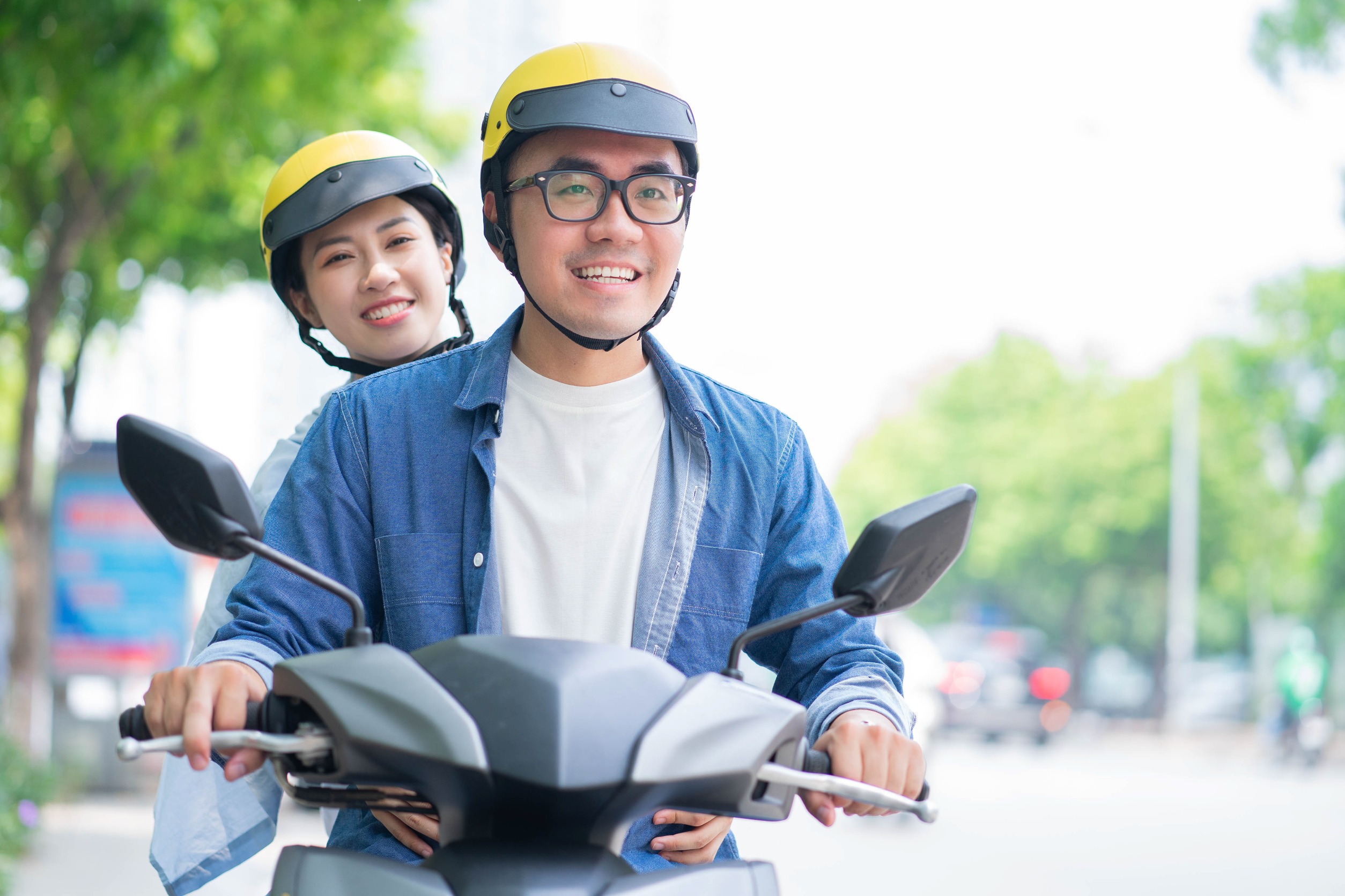 不要太獨立,要讓伴侶承擔責任,就算只是騎車接送上下班都好,這樣伴侶也會有生活參與感和安全感。圖/123RF圖庫