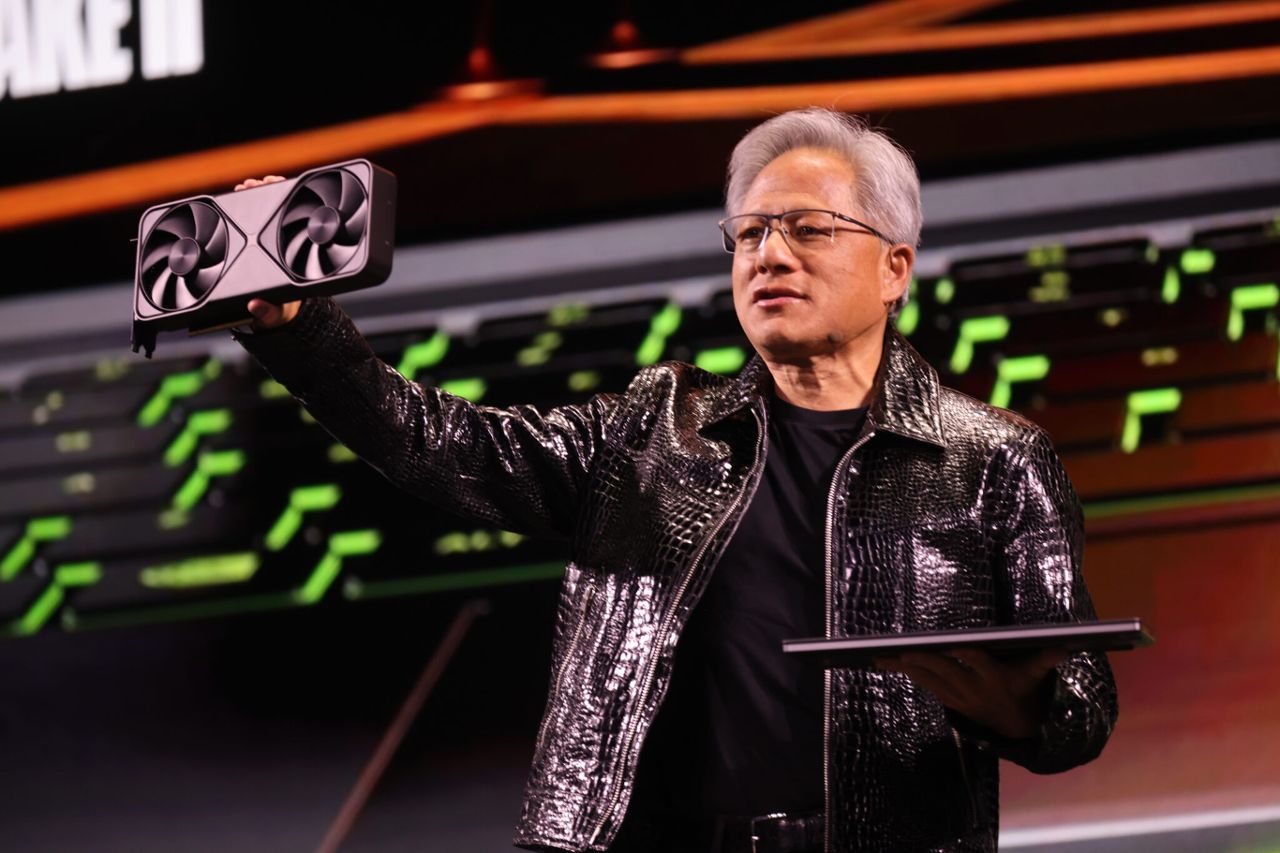有AI就不用員工? AI教父黃仁勳駁斥:這顯示企業主的懶惰,且毫無道理