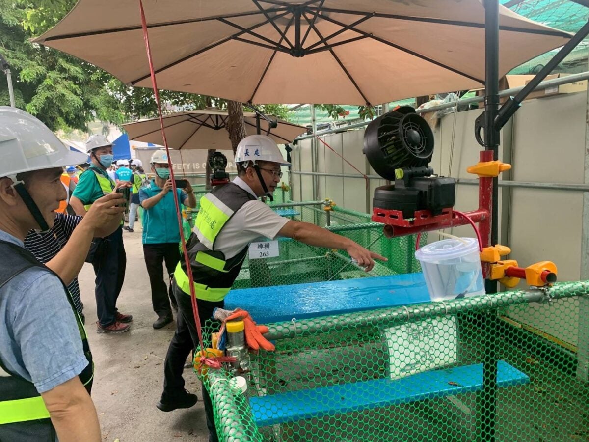 ▲烈日下作業恐致中暑!勞工局提醒:飲水、休息、降溫缺一不可。