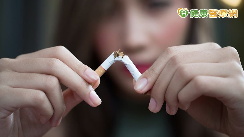 抽菸40年害心血管堵塞!6旬婦靠「這些方法」成功戒菸