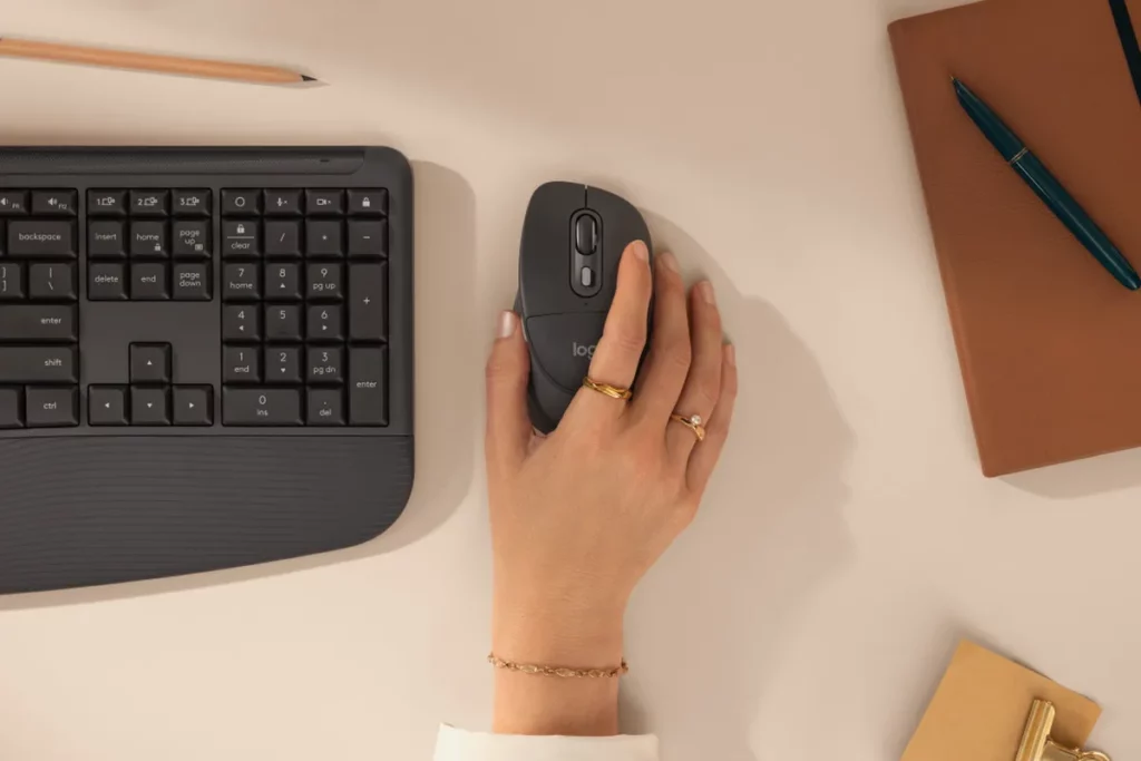 羅技 Logitech Signature 商務經典系列三新品齊發　首款掌心軟墊滑鼠 M850L 亮相