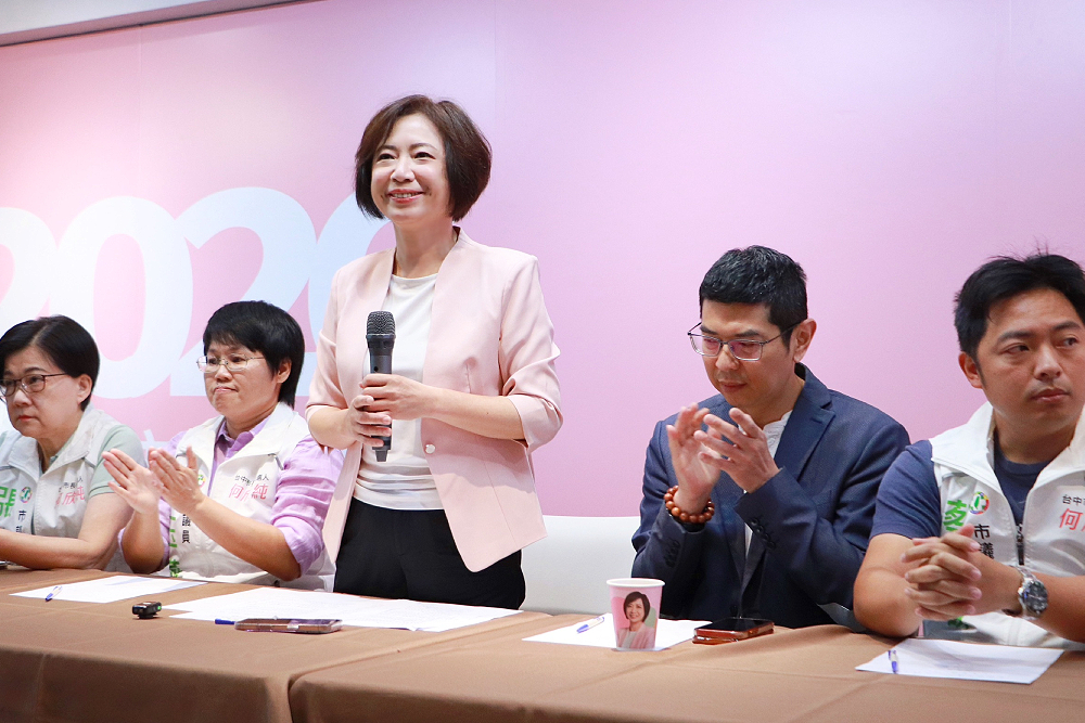 啟動6星市政168巡迴說明會 何欣純允諾成立青年局、AI創新人才研習所 194 啟動6星市政168巡迴說明會 何欣純允諾成立青年局、AI創新人才研習所 193