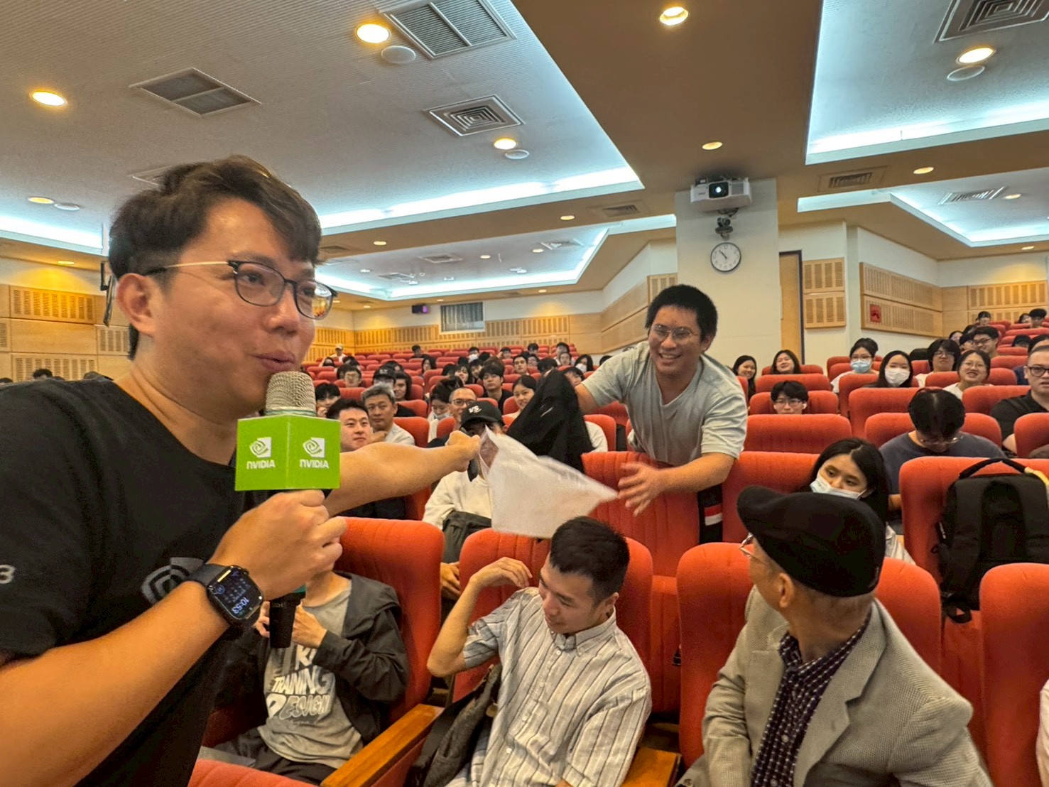東吳大學以「人文AI」接軌全球趨勢同步直擊NVIDIA黃仁勳GTC Taipei 2026主題演講 - https://www.watchmedia01.com