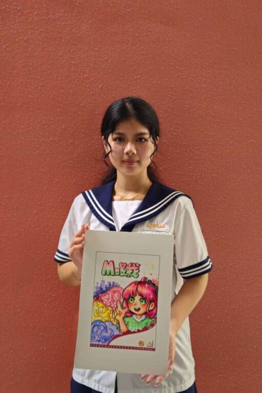 ∆陳宇涵同學與作品合照。（圖／臺東高商提供）