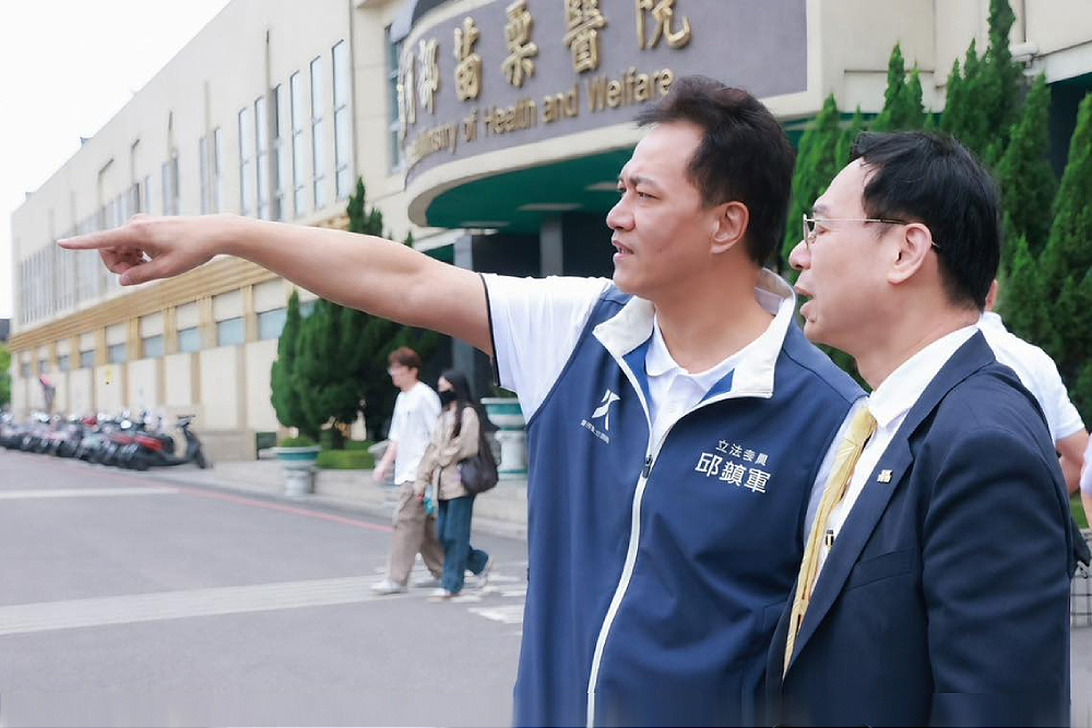 石崇良允諾強化苗栗偏鄉醫療服務量能 協助地區醫院三班護病比如期上路 214 石崇良允諾強化苗栗偏鄉醫療服務量能 協助地區醫院三班護病比如期上路 213