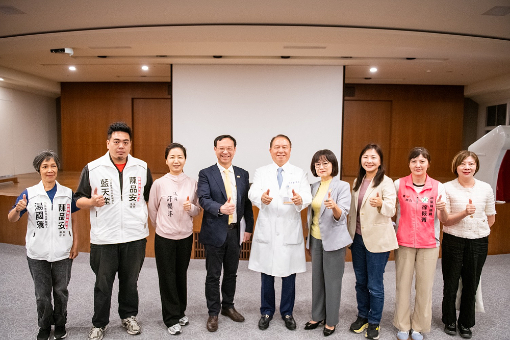 石崇良允諾強化苗栗偏鄉醫療服務量能 協助地區醫院三班護病比如期上路 216 石崇良允諾強化苗栗偏鄉醫療服務量能 協助地區醫院三班護病比如期上路 215