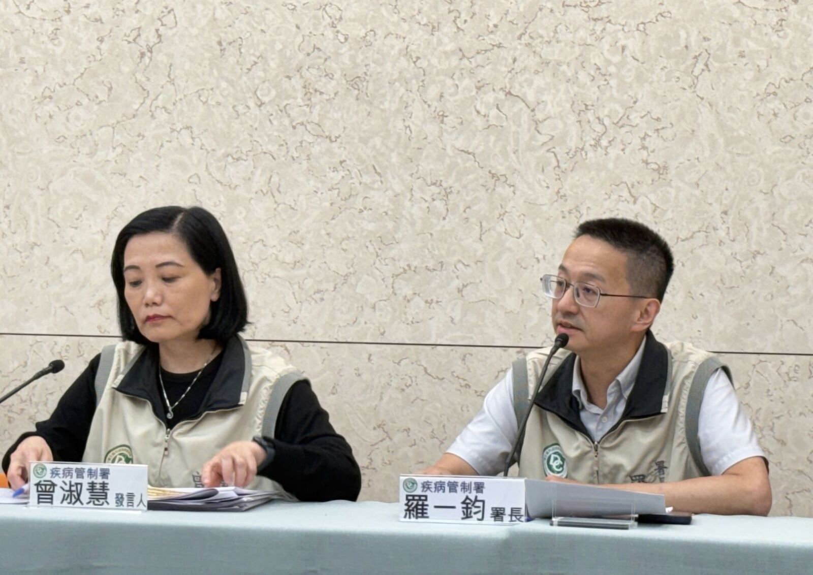 「漢他郵輪」滯台乘客38天沒症狀 羅一鈞:6/6可期滿出關 206 「漢他郵輪」滯台乘客38天沒症狀 羅一鈞:6/6可期滿出關 205