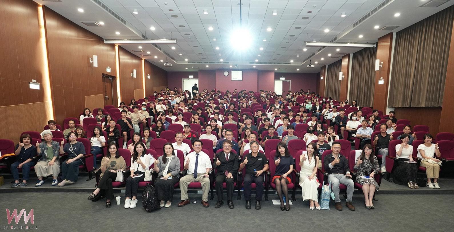群聯電子創辦人潘健成中興大學開講 勉學生把握AI落地應用黃金期 - https://www.watchmedia01.com
