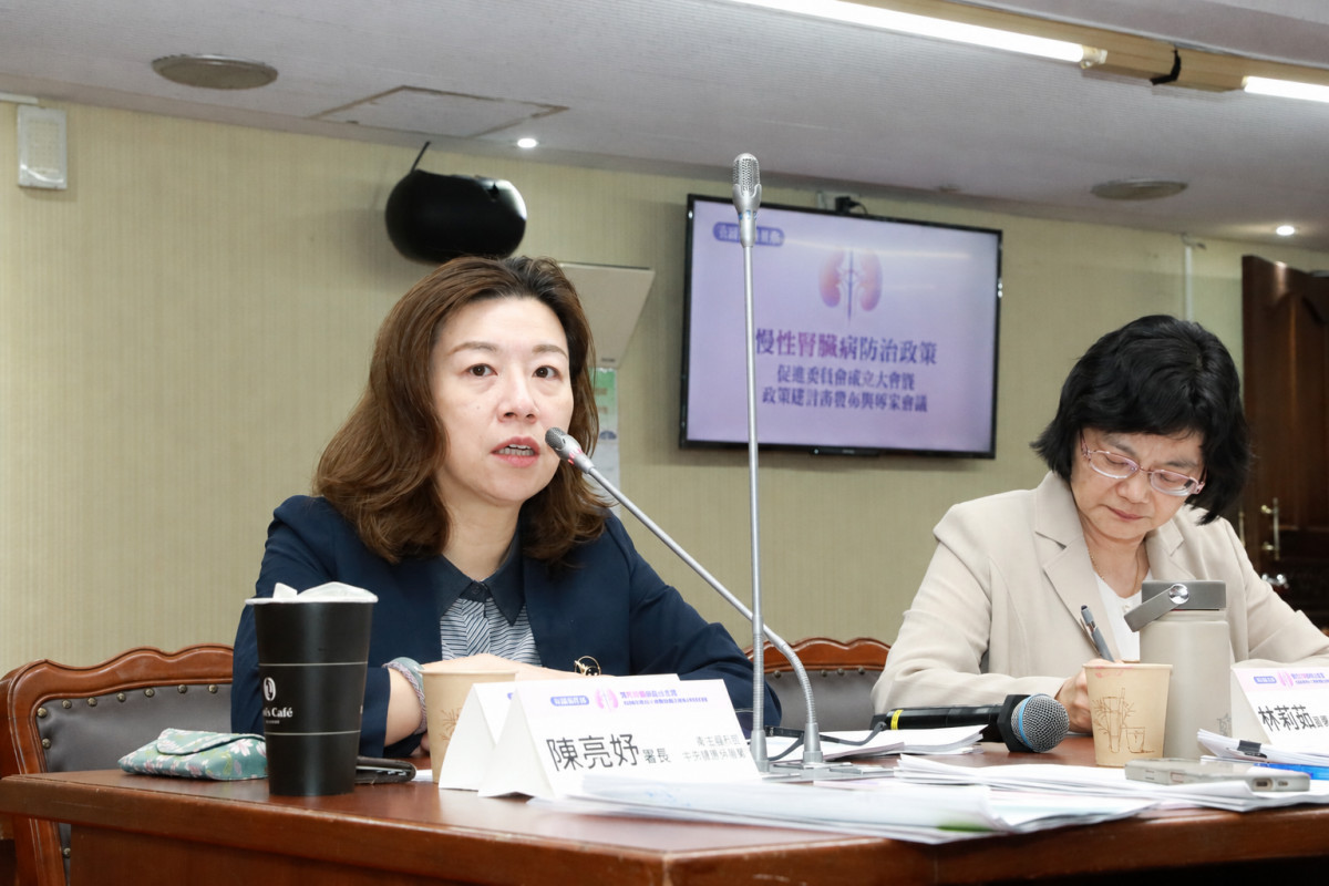 衛生福利部次長林靜儀表示，政府將持續推動慢性腎臟病防治，首要進行跨部會整合各項計畫銜接，同步精進P4P追蹤治療管理，朝健保永續與降低不健康餘命目標前進。