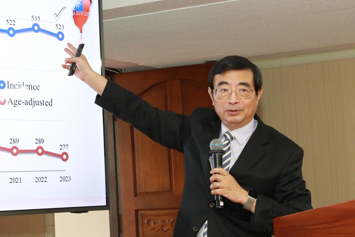委員會副主任委員、成大醫院內科部教授兼副部主任宋俊明教授表示，健保制度應依據國際臨床指引與醫學實證，讓早期高風險患者於適當時機接受腎臟保護治療。