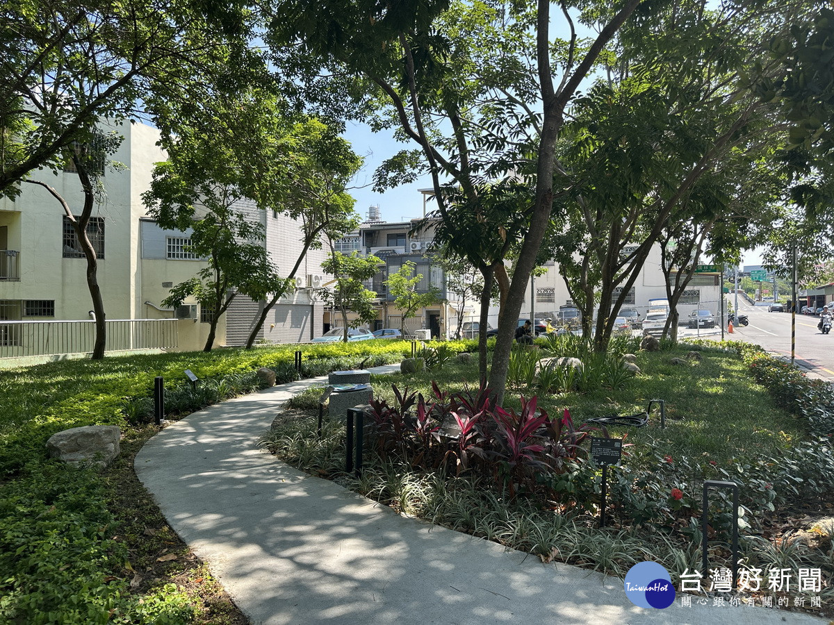 草屯玉峰公園優化後更適合環境教育及民眾休閒。（記者扶小萍攝）
