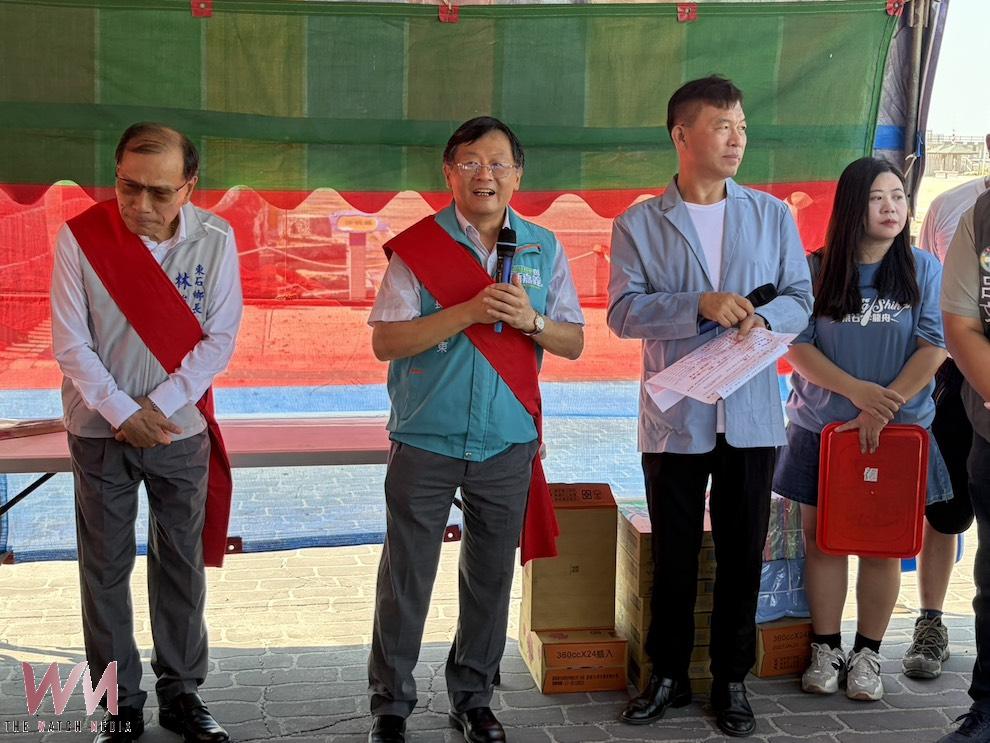 嘉義縣副縣長劉培東(左二)。(圖/記者陳惲朋攝)