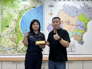 37載警職生涯圓滿落幕 新城警歡送資深刑事小隊長退休 49 %E4%B8%80 7 300x225 1