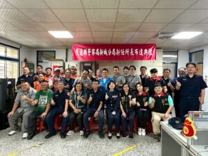 新城分局和平派出所新任所長布達 期勉深耕地方守護治安 22 %E4%B8%80 11 300x225 1