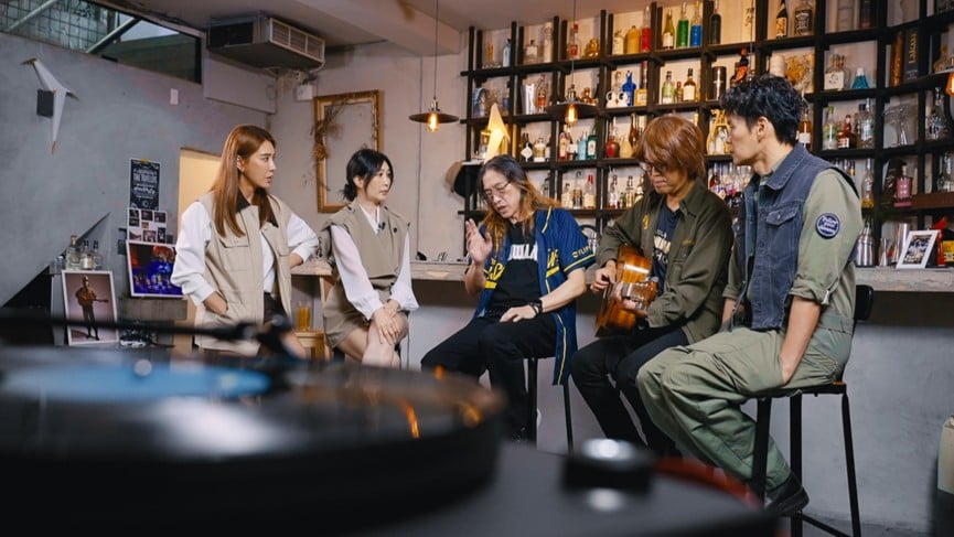 ▲《坐吧聊聊》董事長樂團齊登實境節目。