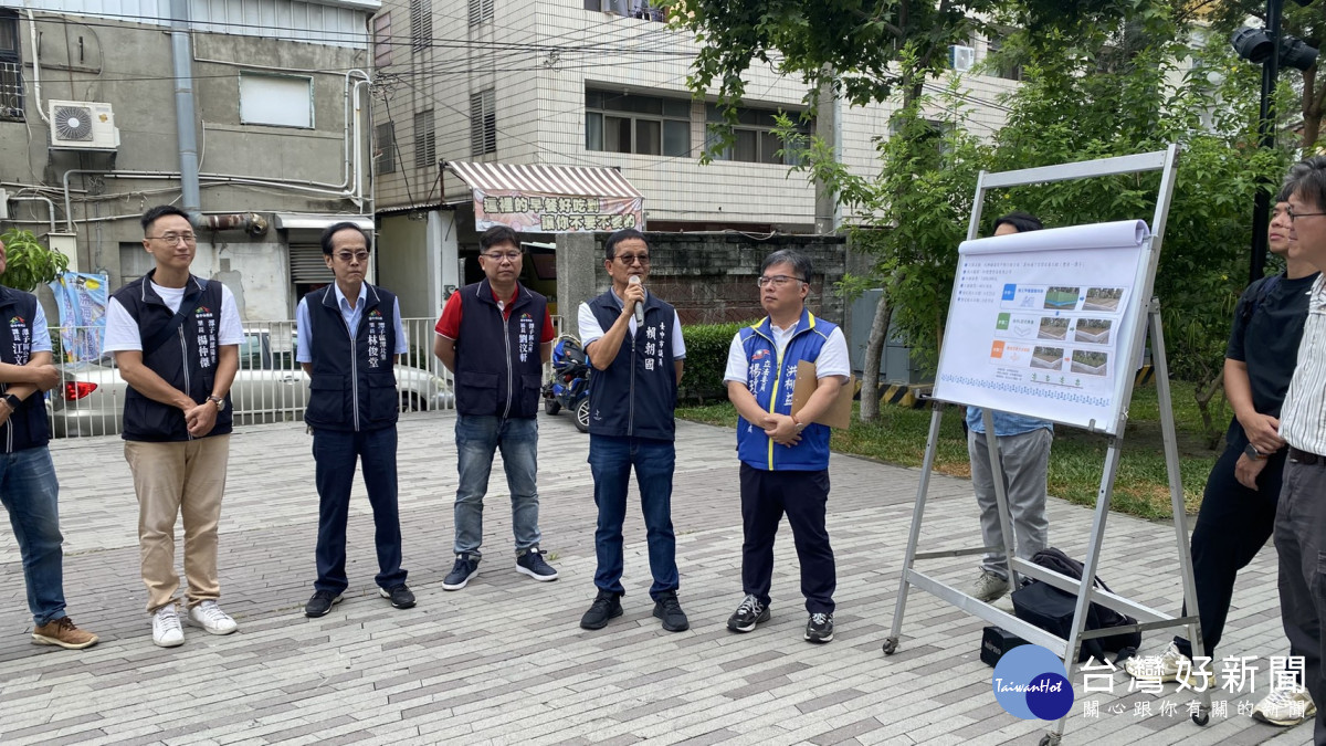 立委楊瓊瓔、市議員賴朝國爭取「台鐵高架橋下空間綠美化改善工程（豐原－潭子）」，預計今年10月底前完工。