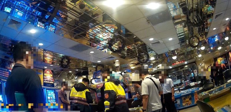 嘉市警查獲電子遊戲場148台賭博遊戲機撈金
