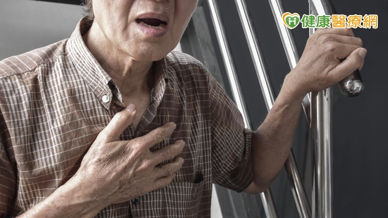 越喘越吸不到氣？物理治療師教你如何呼吸+運動