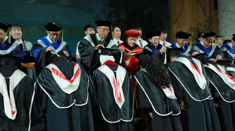 慈大畢業典禮 劉怡均校長勉勵大家成為世界公民