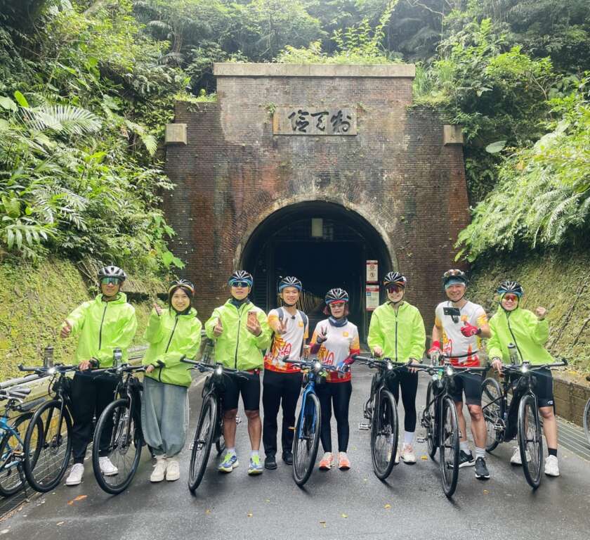 ▲東北角低碳騎行日登場,越南重量級媒體與旅遊業者踩線體驗臺灣永續觀光魅力。