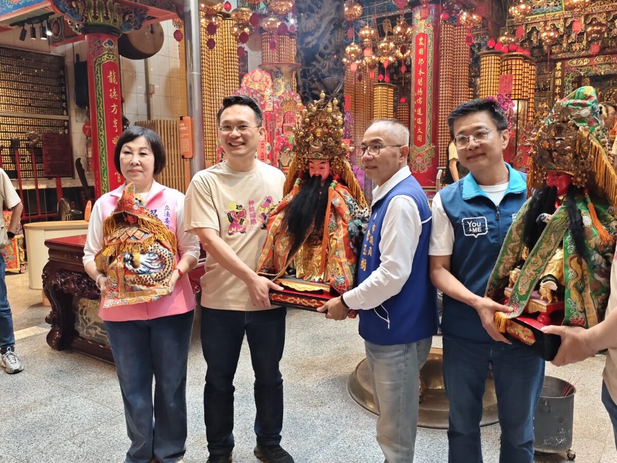 龍潭神龍鬧鎮首創「生態頭旗」亮相 蘇俊賓:展現與時俱進創新思維 S 21798928