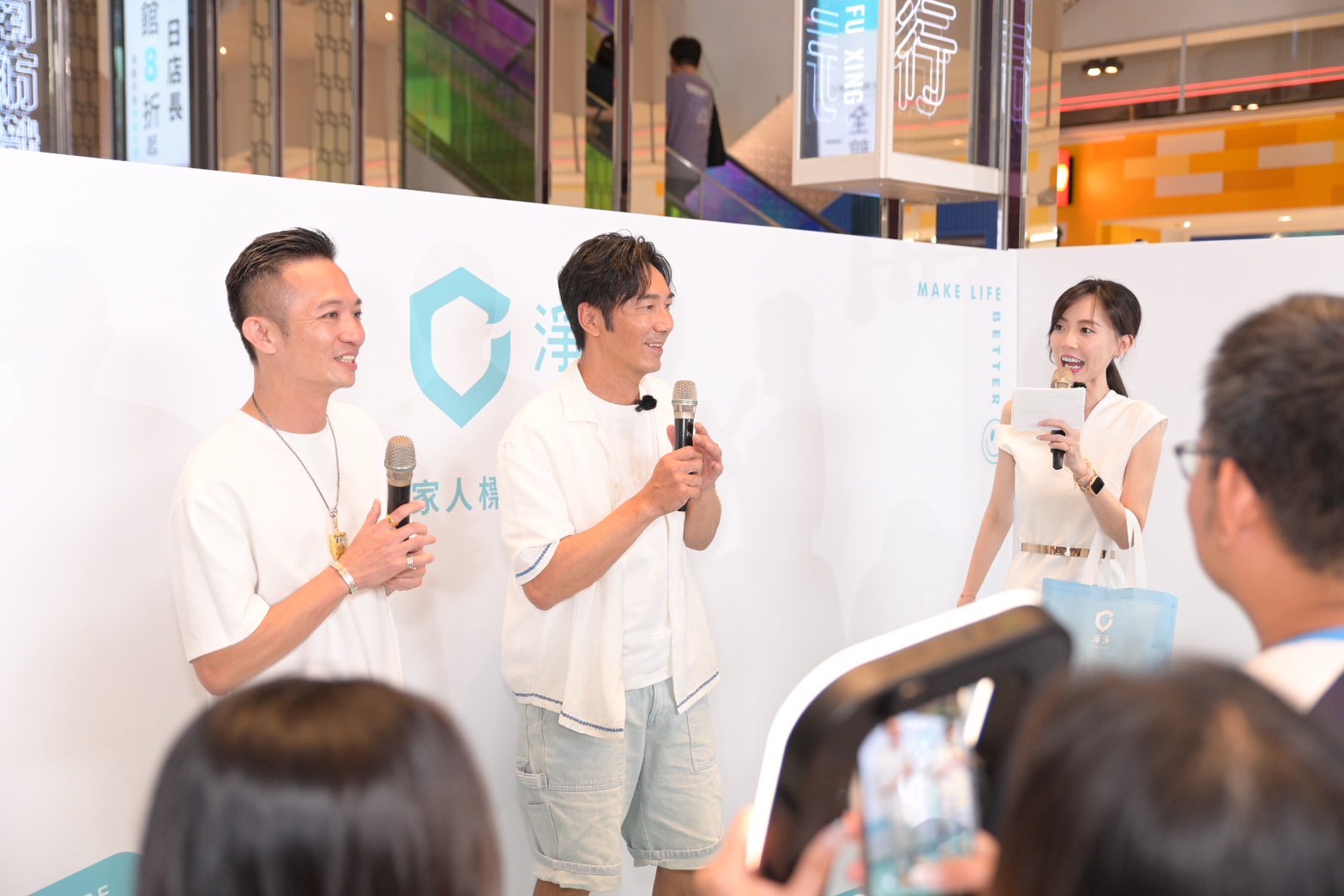 李李仁站櫃當一日店長！淨淨南紡快閃櫃登場，台南粉絲共襄盛舉
