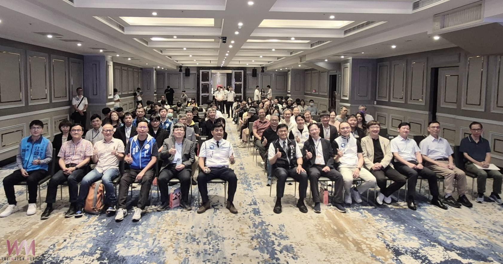 表揚資深牙體技術師 台中市衛生局致敬專業守護口腔健康 - https://www.watchmedia01.com