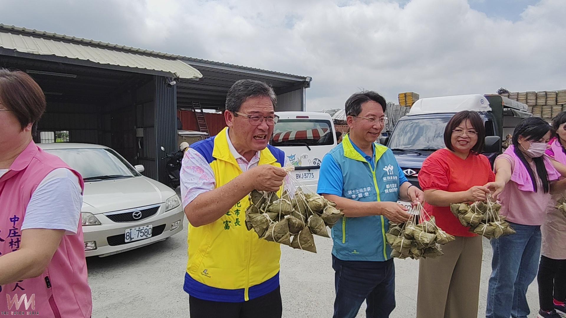 (有影片)/超暖!200人一起包粽送愛心 端午前夕暖爆彰化 - https://www.watchmedia01.com