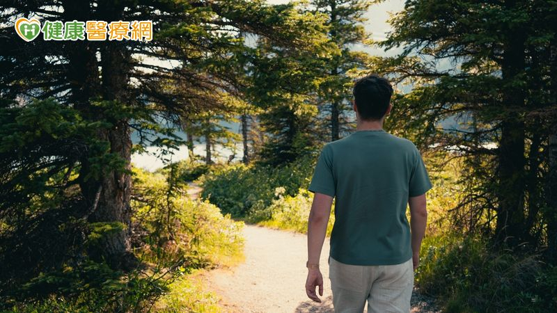 冥想不只是靜坐!專家揭真正意義 走路也能練習冥想