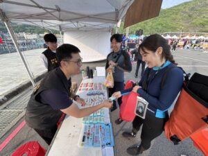 外木山海上長泳拚耐力 反詐宣導增實力 61 %E4%B8%89 5 300x225 1