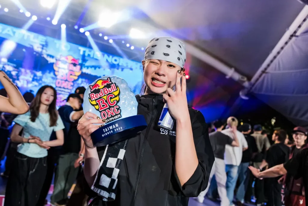 B-Girl Sophia（許馥雅）完成衛冕，摘下 2026 Red Bull BC One 台灣大賽女子組冠軍。（Red Bull 提供）