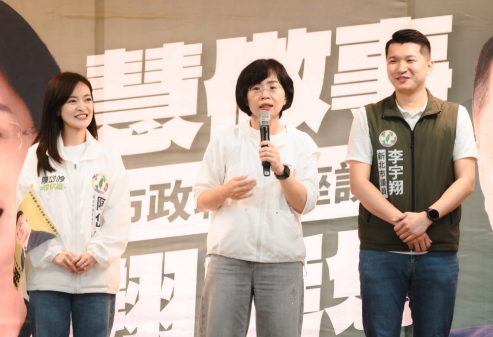 累積逾3千選服、近千場會勘 李宇翔攜手蘇巧慧續拚交通產業雙升級 210 248260607a02