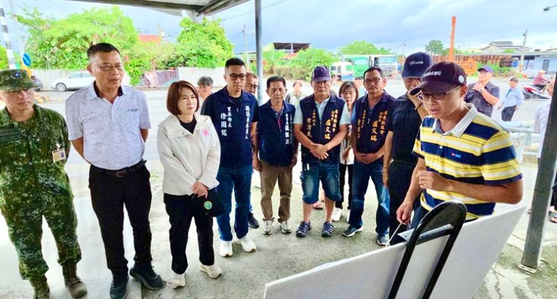 縣長周春米視察滯洪與排水整備 屏東災害應變中心三級開設