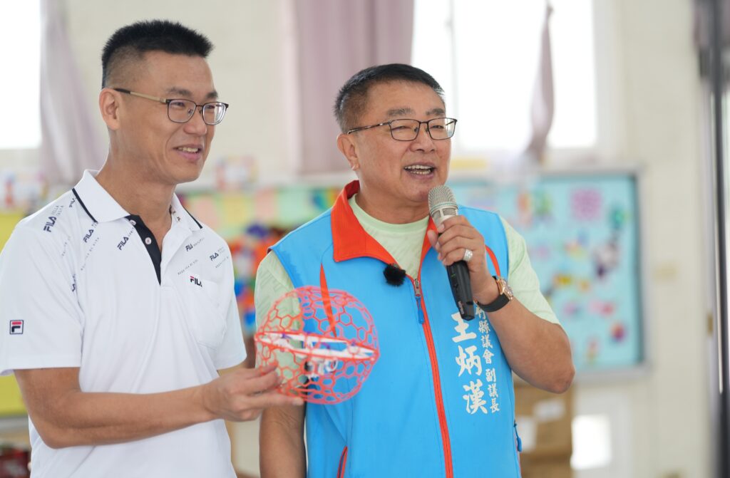 爭取無人機足球踼進竹北西區 王炳漢:全力推動東西區域平衡發展 3 15060821