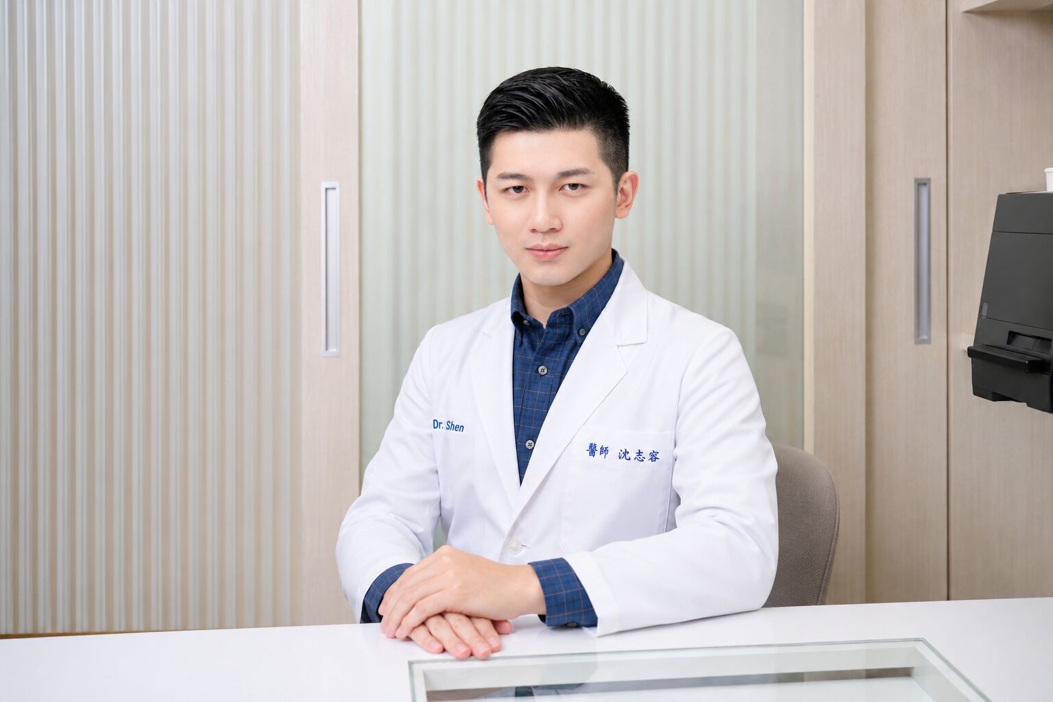 【有影】牙齒貼片價差逾4倍 醫師提醒:低價療程恐增加治療風險 196 【有影】牙齒貼片價差逾4倍 醫師提醒:低價療程恐增加治療風險 195