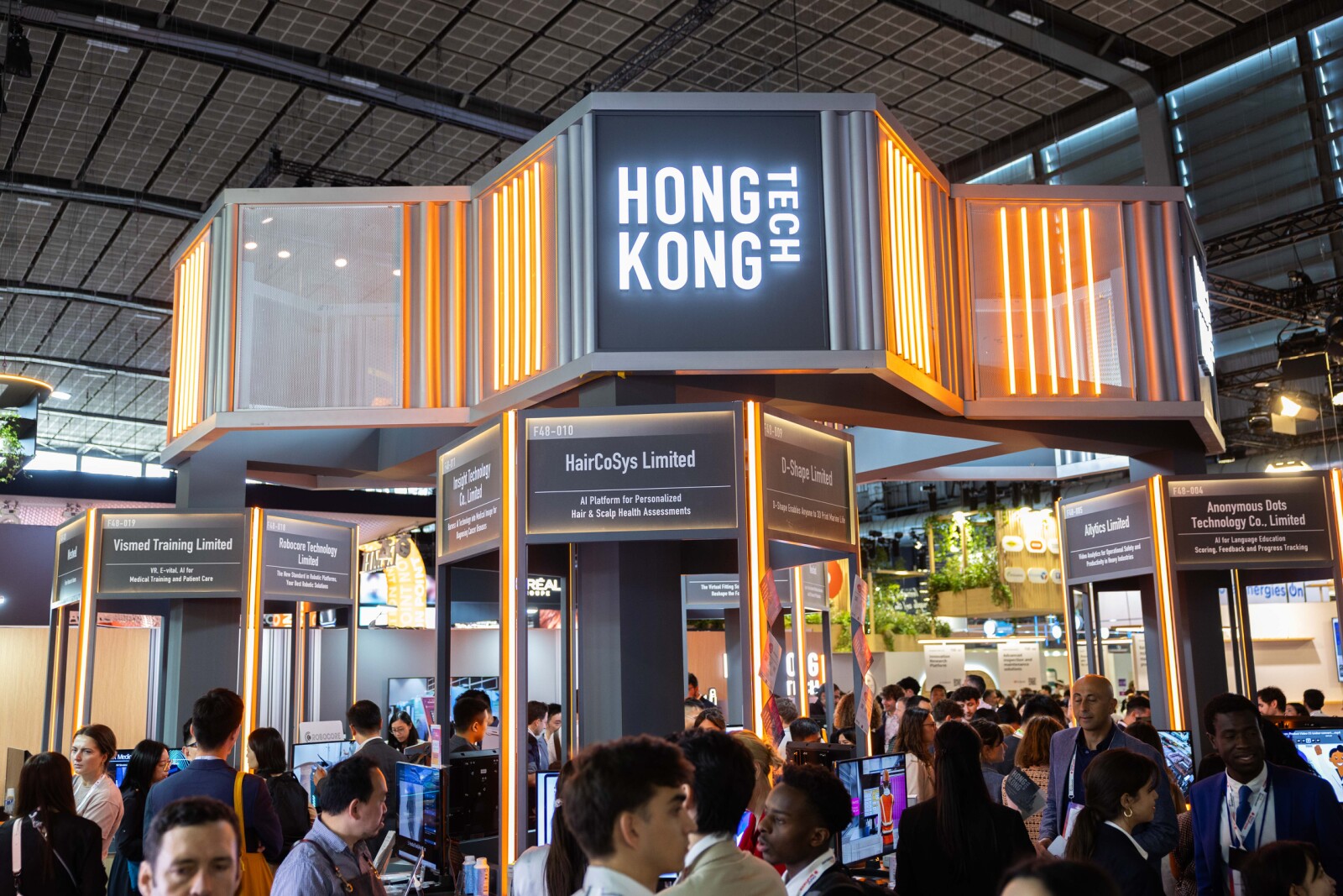 生產力局率領創科企業亮相巴黎VivaTech 2026 推動香港創新科技走向歐洲  開啟國際交流新篇章