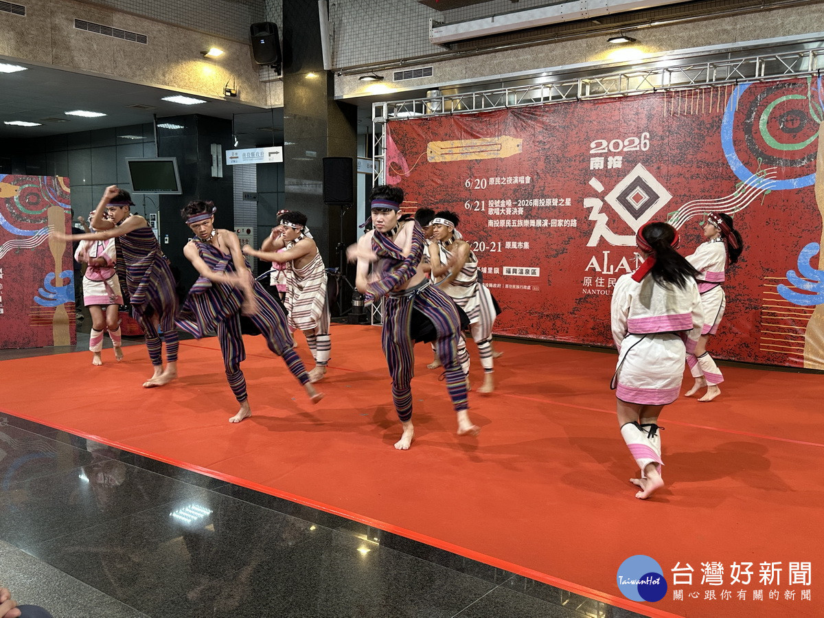 喜裂克的表演絕對掀起熱潮。(記者扶小萍攝)