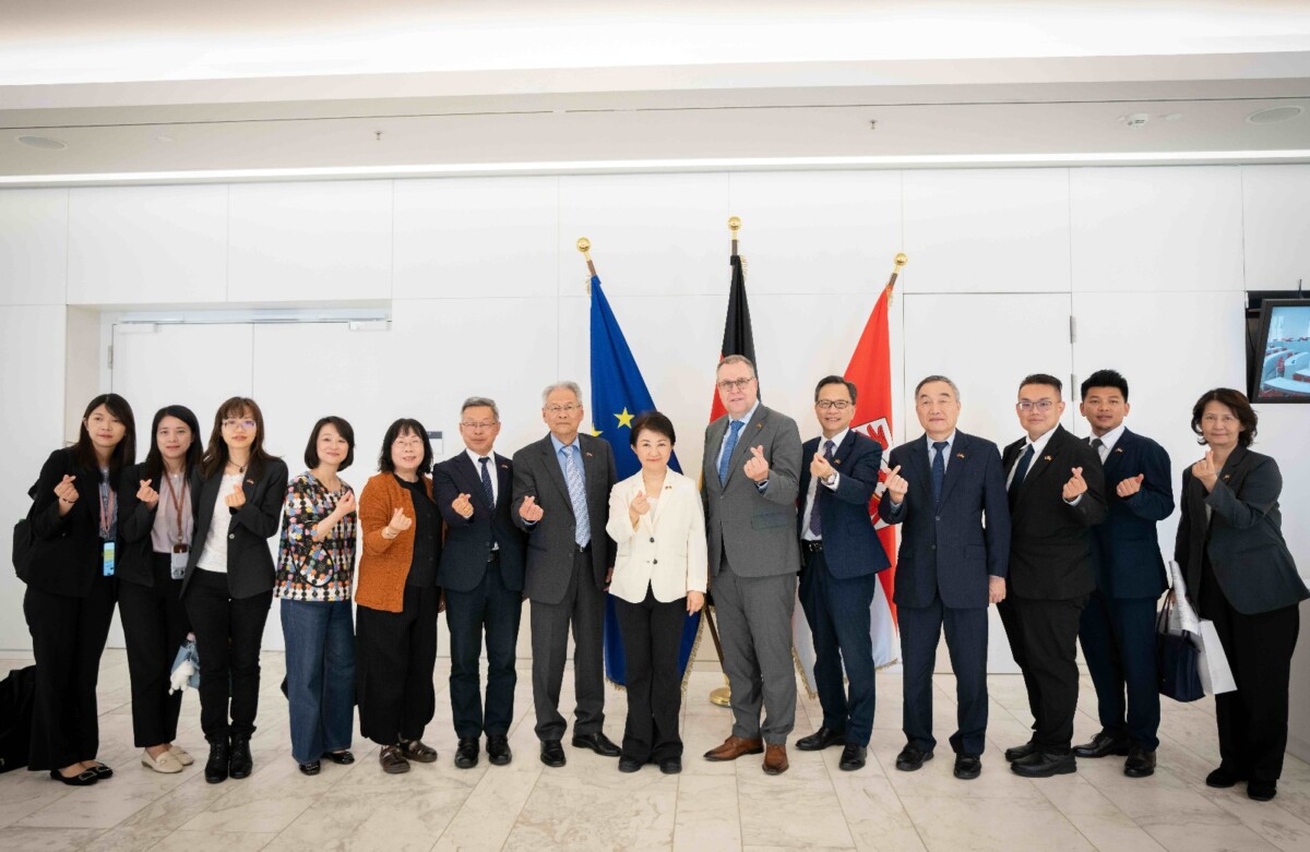 ▲副議長格尼爾克與中市府訪團成員合影。(圖/中市府提供)