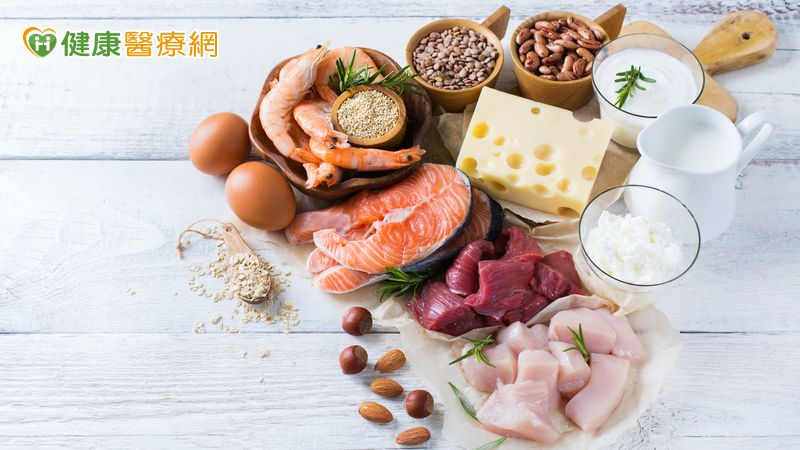 減重期猛吃蛋白質?醫:可能增胰島素阻抗風險 改吃植物性蛋白增1好處
