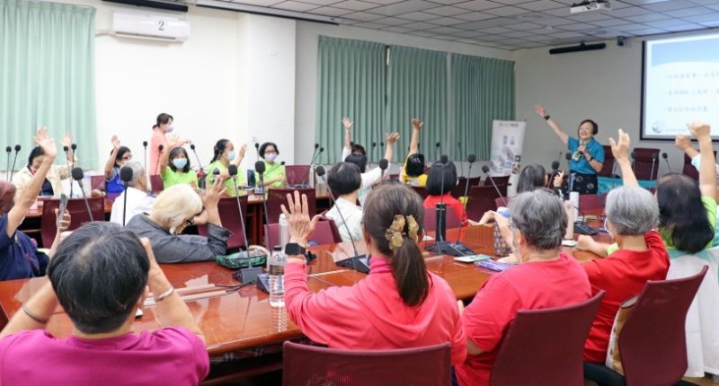 反毒宣導成效深獲肯定！台灣無毒世界協會受邀赴屏東攜手過來人深化志工培訓