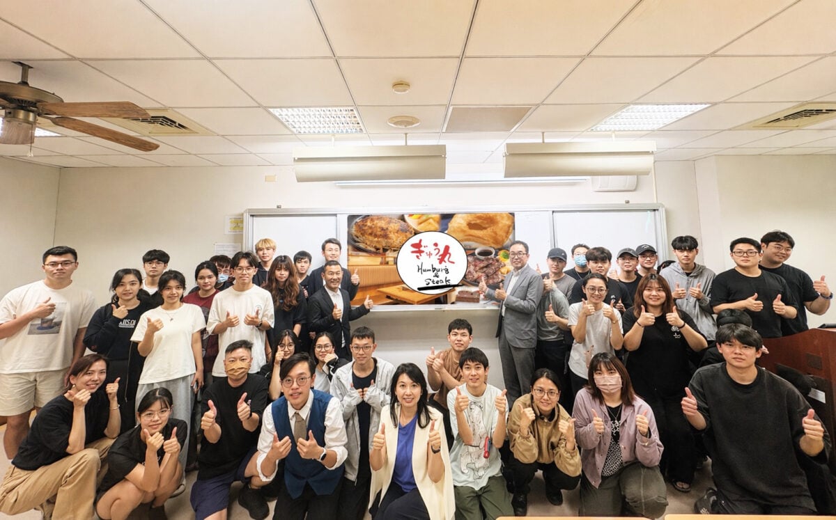 ▲日本品牌餐飲牛丸(ぎゅう丸)義守徵才說明會合影