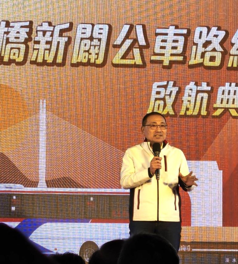 《圖說》市長侯友宜強調，市府，未來將持續優化候車環境，打造更便利、更永續的公共運輸服務。〈記者葉柏成攝〉