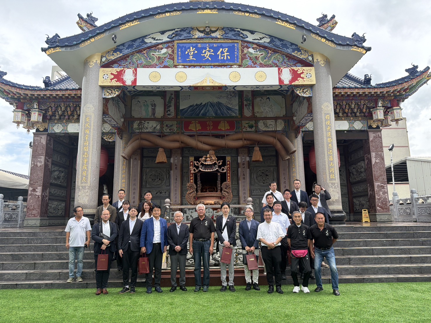 日本護國神社代表團齊聚南台慰靈 - https://www.watchmedia01.com