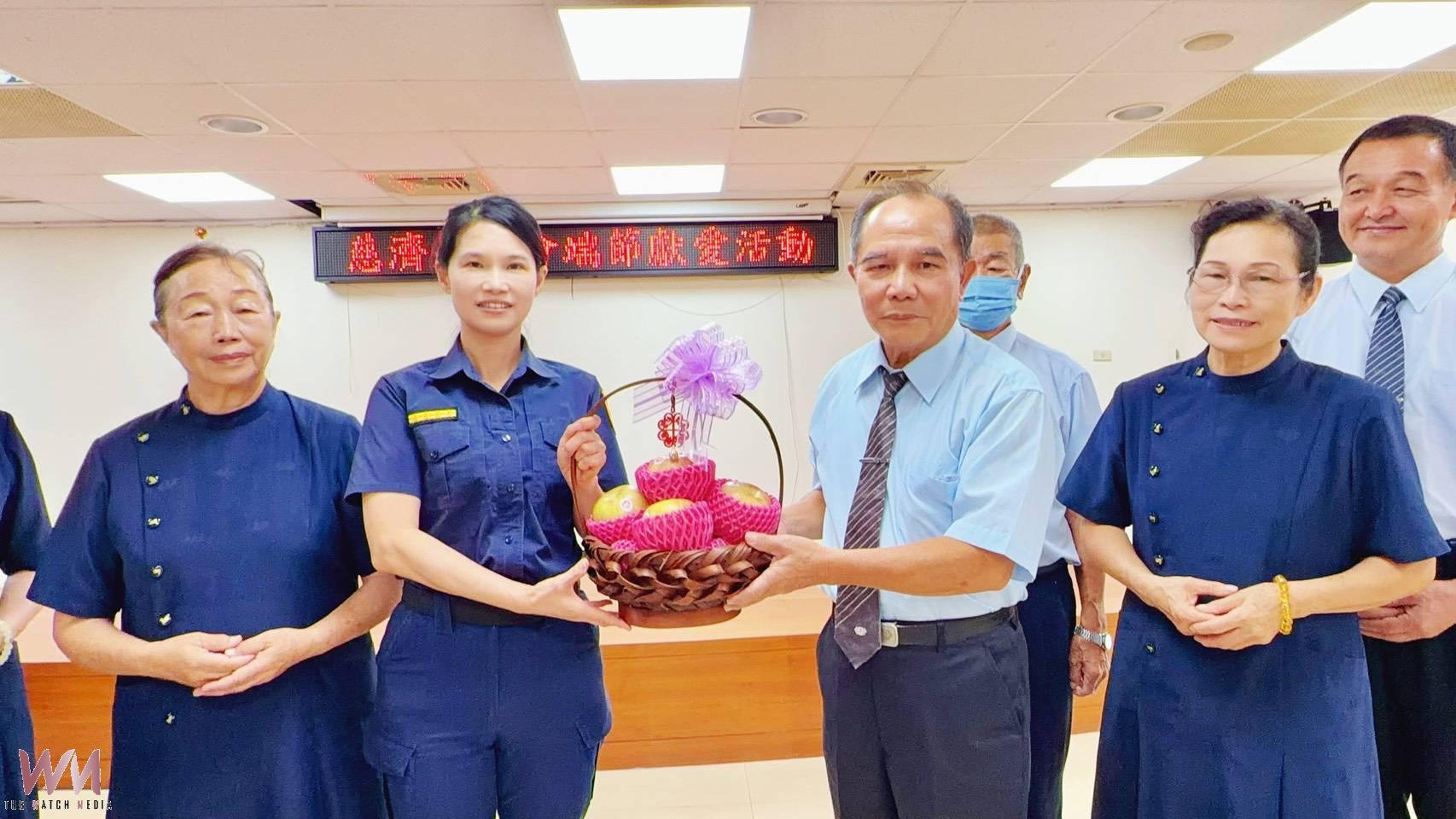 《雙節齊慶暖警心!慈濟基金會赴埔里分局致贈感恩愛心粽》 - https://www.watchmedia01.com