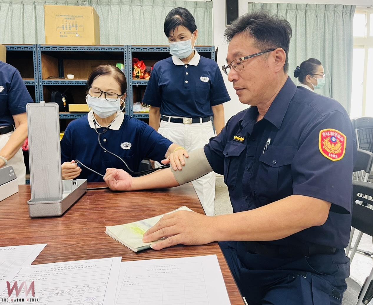 北港警友會發慰勉金、慈濟志工健康送愛 齊賀警察與端午佳節 - https://www.watchmedia01.com