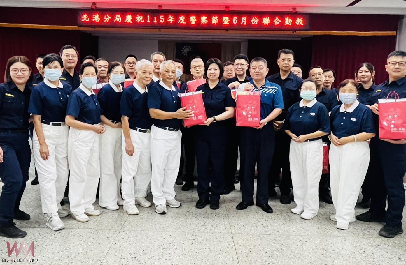 北港警友會發慰勉金、慈濟志工健康送愛 齊賀警察與端午佳節 - https://www.watchmedia01.com