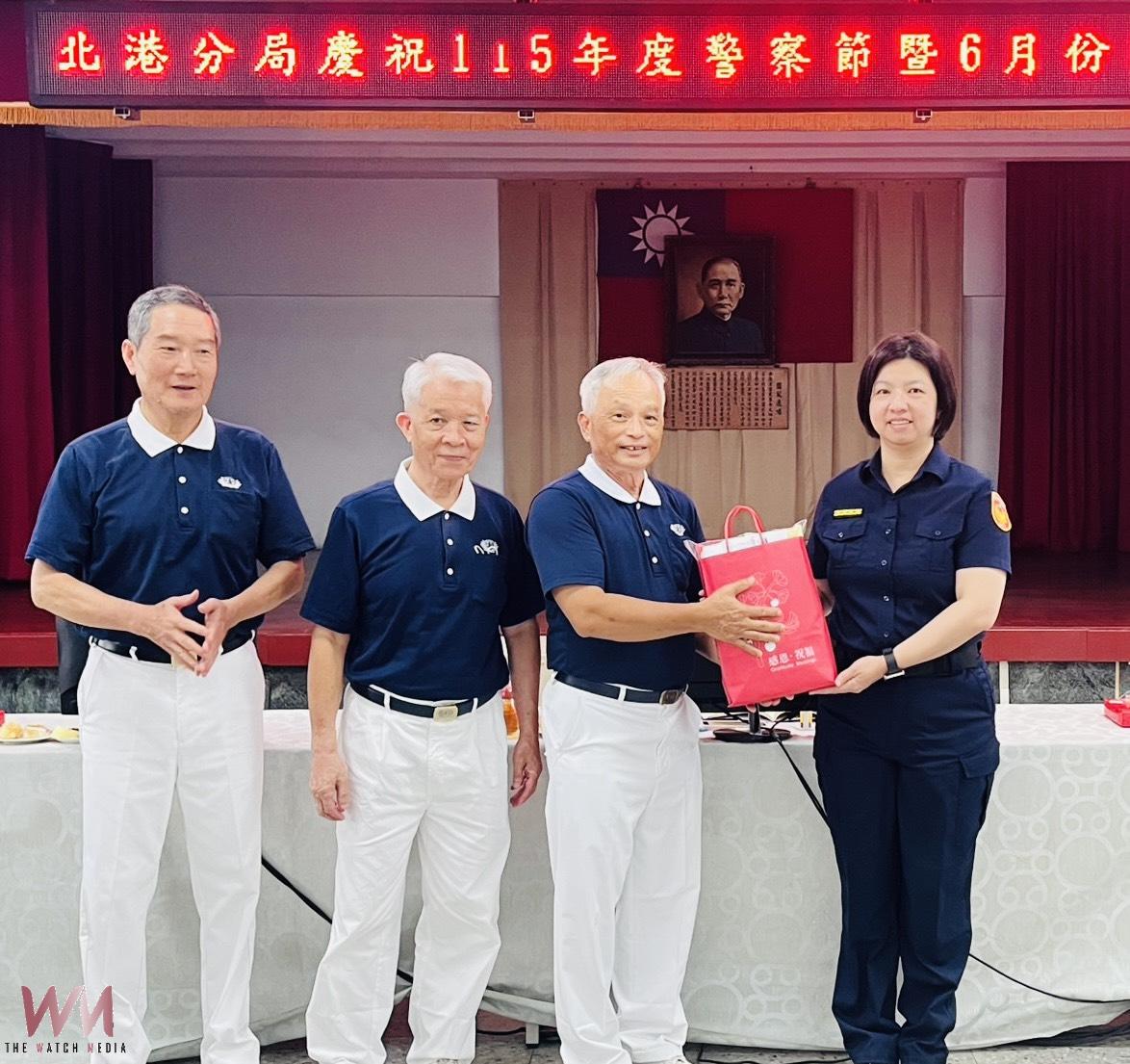 北港警友會發慰勉金、慈濟志工健康送愛 齊賀警察與端午佳節 - https://www.watchmedia01.com