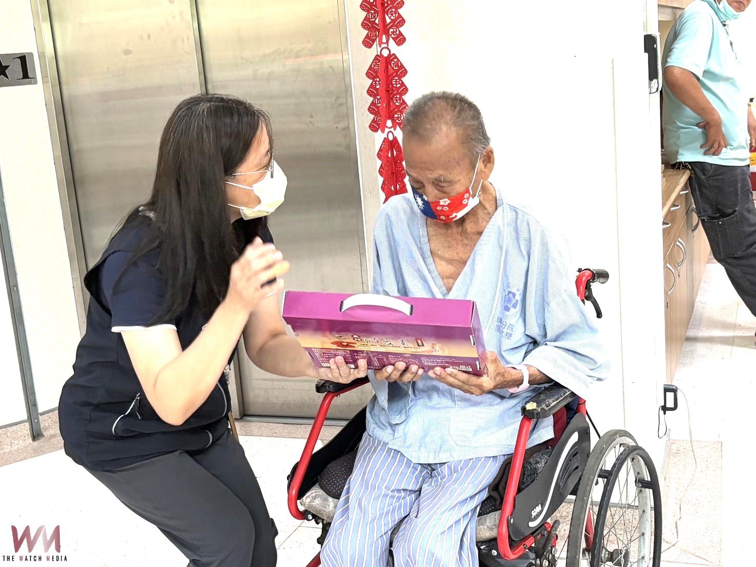落實感動服務 南投縣榮服處端節慰問住院榮民 - https://www.watchmedia01.com
